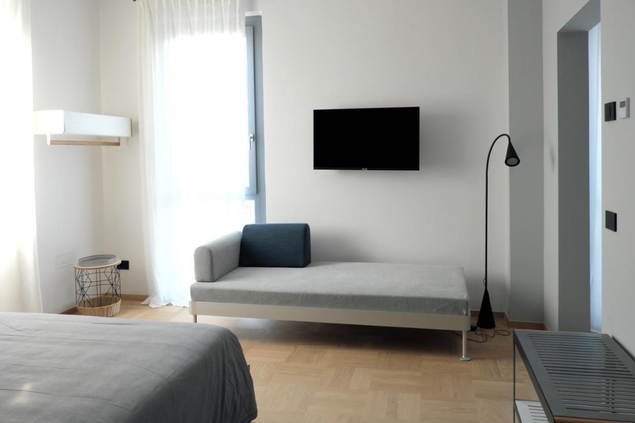 Invento Bnb Unconventional Maison Civitanova Marche Exteriör bild